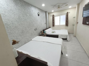 Fabexpress hotels shipra T inn - 2 star fully air conditioned hotel
